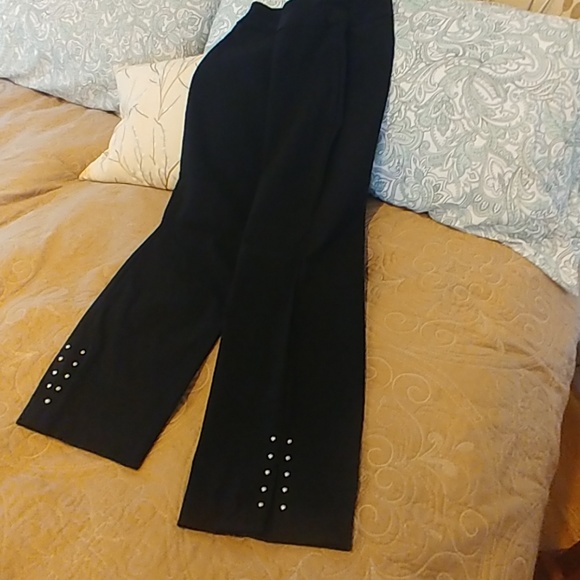 Dress pants - Picture 2 of 3